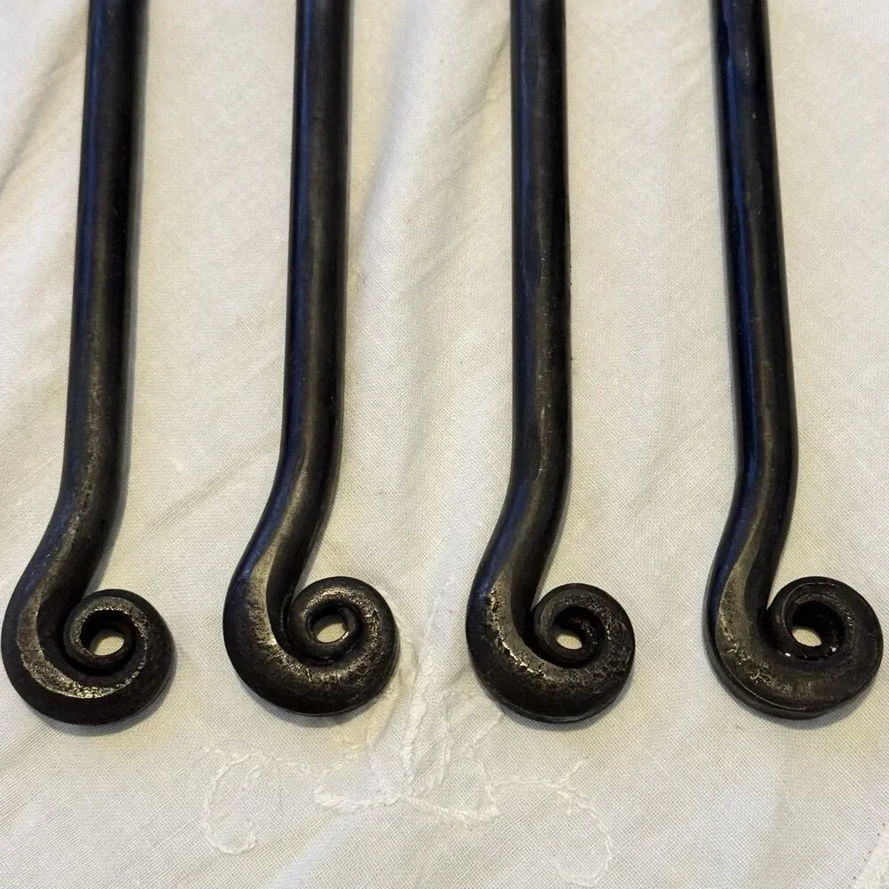 4pc GOURMET SETTINGS Treble Clef Stainless Dinner Knife 18/8 Black Oxidized Hdl